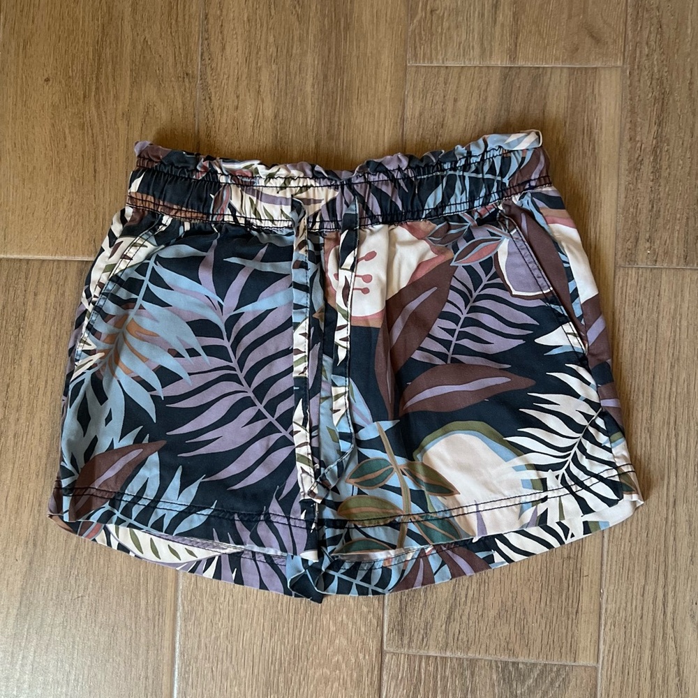 C&C California Tropical Print Shorts